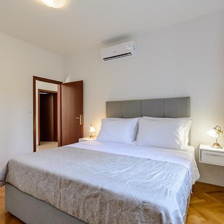 Apartment Marcela Sutivan Zewnętrze zdjęcie